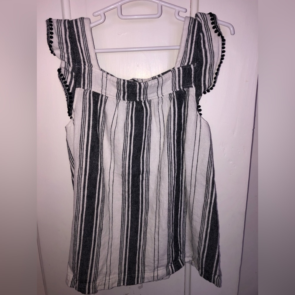 2 Matching pieces from Carter’s size 7